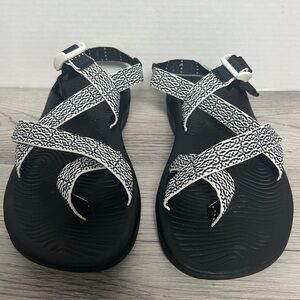 CHACO Sandals Z2 Black & White Adjustable Strap Woman’s Size 10